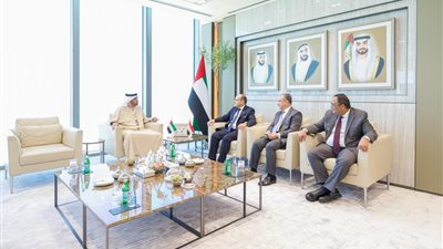 وزير التجارة والصناعة ونظيره الإماراتي يبحثا سبل تعزيز التعاون بين البلدين