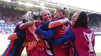 المفاجأة تحدث لسيدات برشلونة: اللقب الثاني للبلوغرانا بفضل الانقلاب