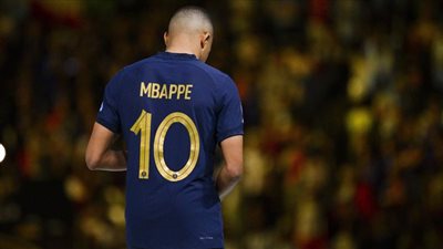 الدوريات الأوروبية تودع 3 نجوم بارزين في الموسم الحالي 