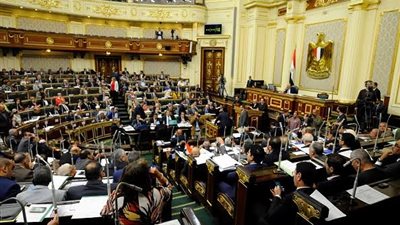 السيسي يحنو على الشعب ووزارة التموين تنسى الشعب.. أبرز ما جاء في جلسة أعضاء النواب بوزير التموين