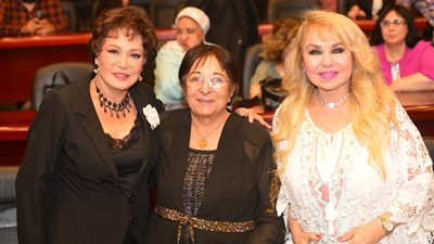 نجوم الفن يشهدون اليوبيل الذهبي لكتاب ونقاد السينما