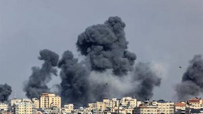 باريس تطلب إقرار هدنة إنسانية لوقف إطلاق النار في غزة