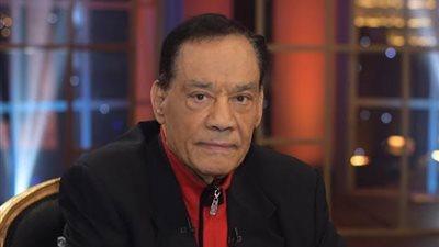 تفاصيل الأنفاس الأخيرة في حياة الراحل حلمي بكر.. صراعات واتهامات وغضب وتدهور الحالة الصحية