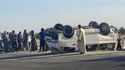 إصابة 14 شخصا في انقلاب ميكروباص بمنشأة القناطر