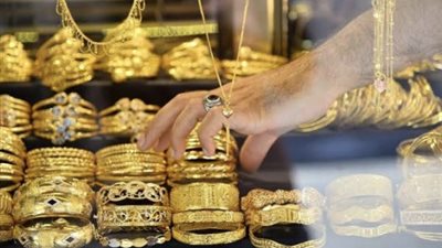 انهيار مفاجئ.. تراجع سعر الذهب واستقرار الدولار