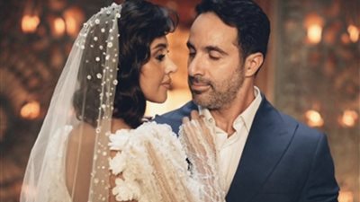 بإطلالة رقيقة.. ياسمين رئيس تتألق بفستان أبيض في حفل زفافها