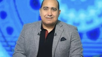 خدعة تلفزيونية تورط مقدم برنامج في مأزق.. والتدخل السريع ينقذه