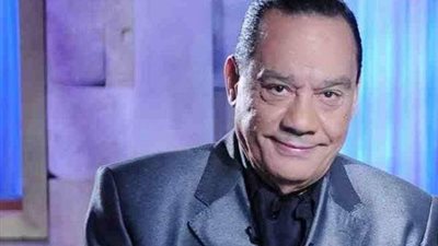 تُشيع جثمان حلمي بكر إلى مثواه الأخير في مدينة نصر