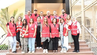 فنانون مصريون يتطوعون في الهلال الأحمر لدعم غزة