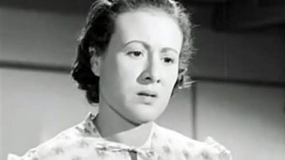 أبرز محطات عزيزة حلمي في حياتها الفنية