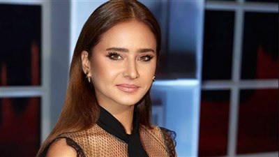 نيللي كريم تقبل اعتذار باسم سمرة وتعلق: 