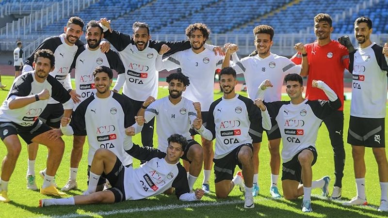 C7E6E1B1-5522-4DED-9BEB-779142FADF7B