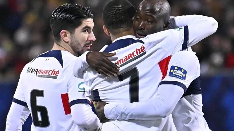 BBC9BBAA-7F0F-4FB8-824A-D9F1DC44204E