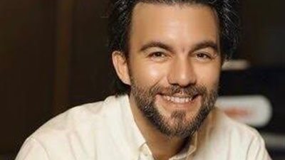 شريف رمزي يعرب عن سعادته بتكريمه في إنرجي