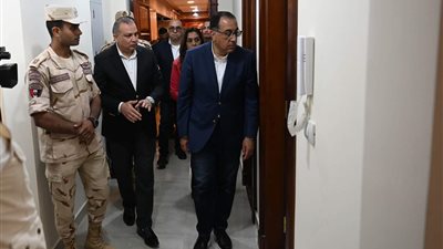 مدبولي يزور مشروع تطوير عواصم المحافظات في رأس البر