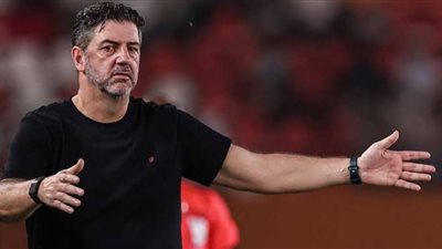 فيتوريا يشن هجومآ علي اتحاد الكره المصري