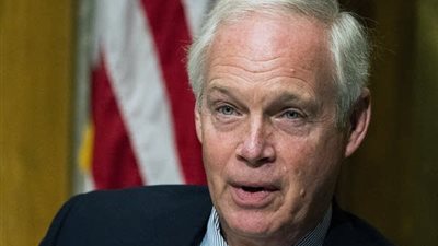 سيناتور أمريكي : المساعدات لأوكرانيا غير مجدية لنا