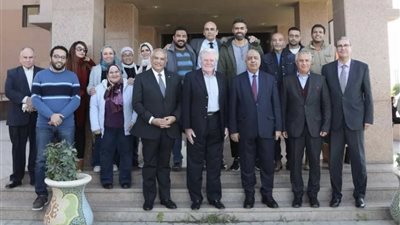 حسين فهمي يشارك في ترميم 300 فيلما مملوكا لوزارة الثقافة