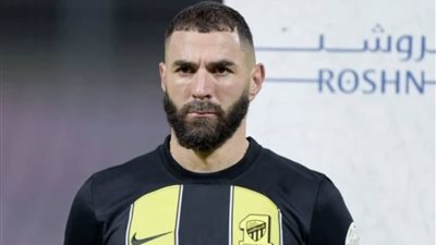 بنزيمة يختبر صبر جاياردو بعد غيابه المستمر عن تدريبات اتحاد جدة