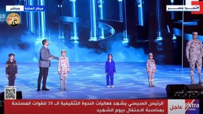 مصطفي حسني يُواسي أبناء الشهداء في الندوة التثقيفية بأبرز الأدعية والرسائل