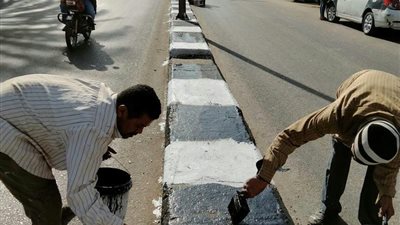 محافظ أسيوط: مواصلة أعمال النظافة وتطوير ودهان البلدورات بشارعي الثورة والجمهورية 