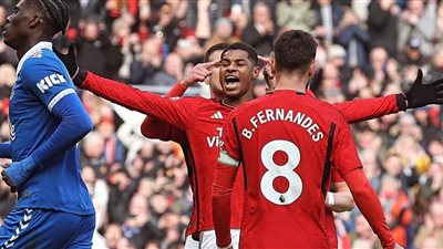 مانشستر يونايتد يفوز علي إيفرتون بثنائيه نظيفه فى البريميرليج