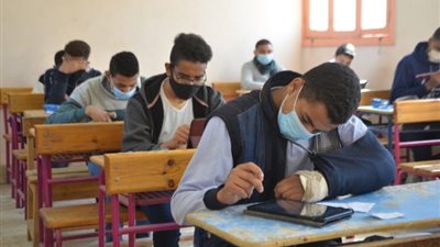 بيان حكومي عاجل بشأن أنباء توقف الامتحانات نتيجة تفشي الجديري المائي بين الطلاب
