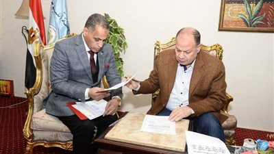 محافظ أسيوط يعتمد نتيجة امتحانات الفصل الدراسي الأول للشهادة الاعدادية