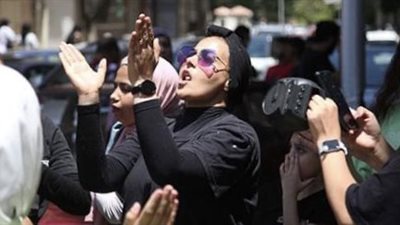 بالطبل والزغاريد.. احتفالات الطلاب بانتهاء ماراثون الثانوية العامة 2023 (صور)