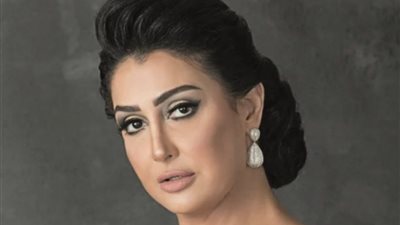 غادة عبد الرازق تعبر عن حزنها الشديد بسبب قصف غزة