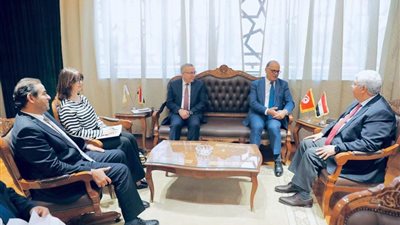 «عاشور» يؤكد عمق العلاقات المصرية التونسية في المجالات البحثية