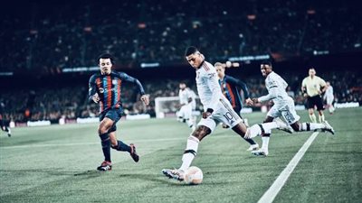 التعادل الإيجابي يحسم مباراة برشلونة ضد مانشستر يونايتد في الدوري الأوروبي