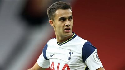 برينتفورد يستقطب نجمًا جديدًا: سيرجيو ريجيلون في المشهد