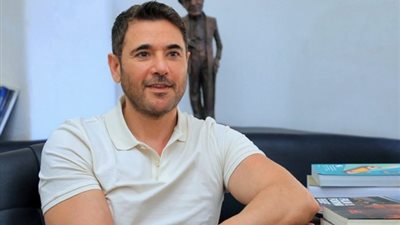 القاهرة السينمائي يُمنح أحمد عز جائزة 