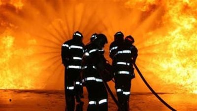 اندلاع حريق هائل داخل عقار سكني فى سوهاج