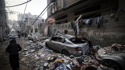 مسعفون: إسرائيل زادت من غاراتها الجوية على رفح