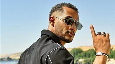 محمد رمضان يشارك في احتفالات عيد ميلاد نجم باريس سان جيرمان بفرنسا