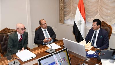 الشباب والرياضة توجه بضرورة تسريع وتيرة الأعمال لبدء برنامج 