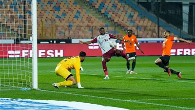 الخسارة الأولى لحامل اللقب.. الأهلي يتلقى الهزيمة امام البنك برباعية