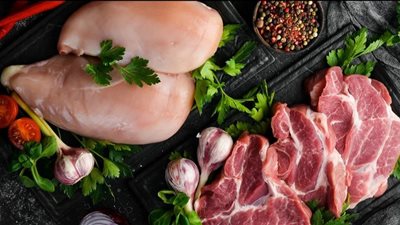 بكام النهاردة؟.. أسعار الفراخ واللحوم والأسماك بالأسواق التجارية