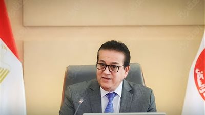 وزير الصحة يصرح بإكتفاء الدولة من الأدوية