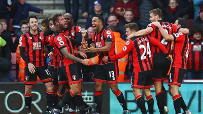 بورنموث يعود بريمونتادا يفوز على لوتون تاون برباعيه 