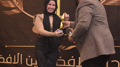 تكريم البلوجر سلمى عبد العظيم في مهرجان 