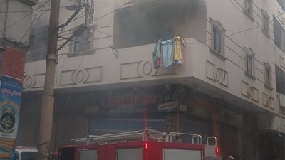 بسبب ماس كهربائي.. حريق هائل بمدينة الزقازيق التابعة لمحافظة الشرقية 