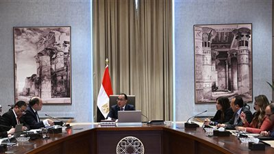 مدبولي يتابع الإجراءات التنفيذية للاستراتيجية الوطنية للصناعة والتجارة