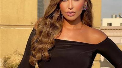 مي سليم ترد على شائعات زواجها من أحمد الفيشاوي