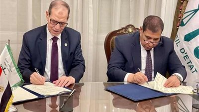 توقيع بروتوكول تعاون بين النيابة الإدارية ومجلس الدولة (صور)