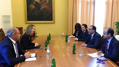 «مدبولي» يلتقي المديرة العامة المنتخبة الجديدة للمنظمة الدولية للهجرة