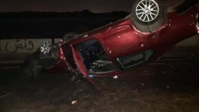 بالأسماء.. إصابة شخصين جراء حادث انقلاب فى أسوان