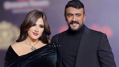 ياسمين عبد العزيز تزور أحمد العوضي بعد تعرضه لأزمة صحية